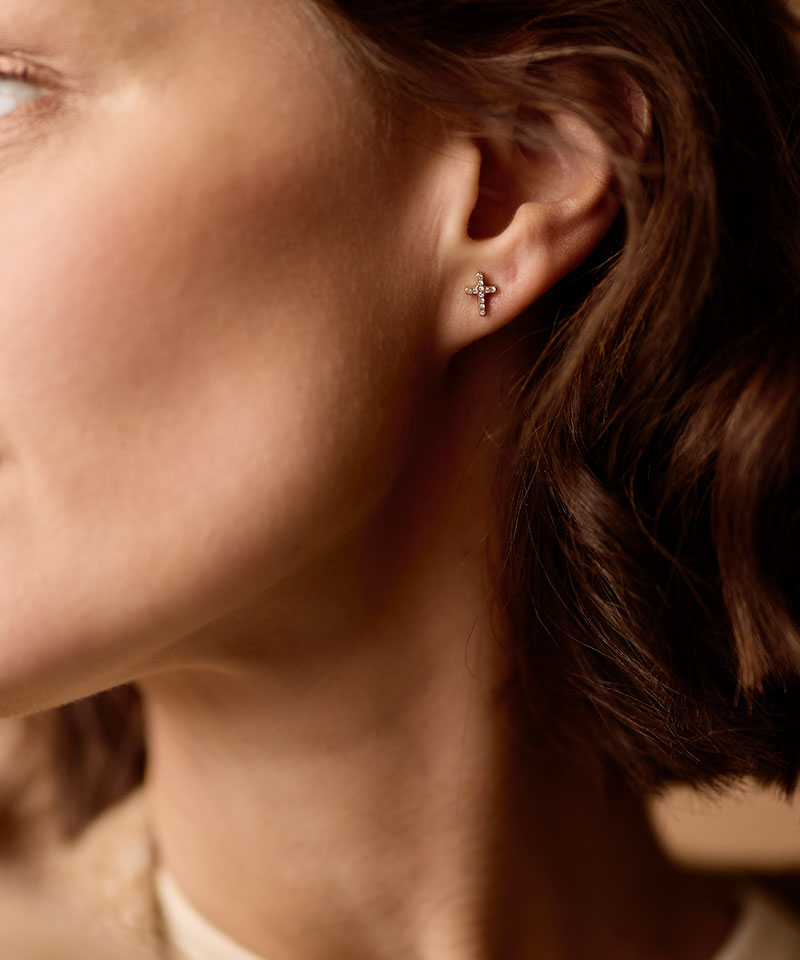 Gold Brilliance Cross 8mm